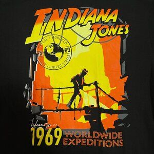 Indiana Jones 1969 Worldwide Expedition Movie, Graphic T-shirt size Large